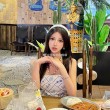 过期米线线喵病娇小猫的恋爱日记原图展示:挖掘深藏的感情细节